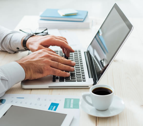 Reach your goals with expertise from Tradeleads Customer Success